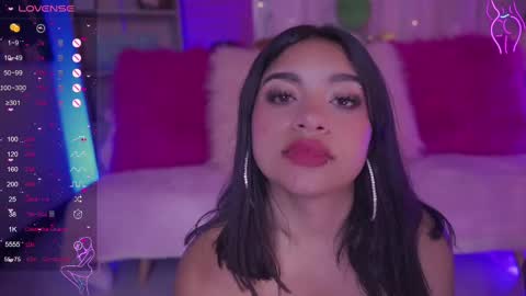 Snapshot of emma_soffia_ chatting on January 2025 12:02:01 AM EMMA online show from January 2025 12:02:01 AM