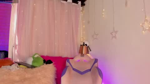 Snapshot of emma_soffia_ chatting on January 2025 06:56:01 PM EMMA online show from January 2025 06:56:01 PM