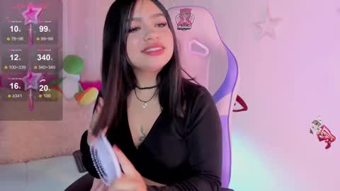 Snapshot of emma_soffia_ chatting on March 2025 06:26:02 PM EMMA online show from March 2025 06:26:02 PM