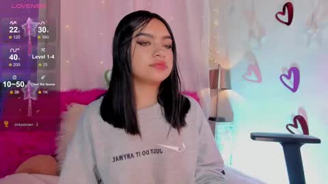 Snapshot of emma_soffia_ chatting on March 2025 06:54:01 PM EMMA online show from March 2025 06:54:01 PM