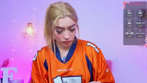 Emma Softt online show from May 2026 01:02:02 AM