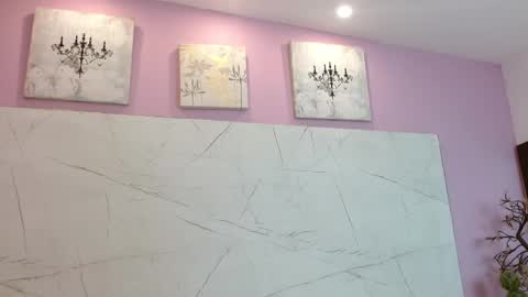 Emma... online show from February 2026 11:32:01 AM