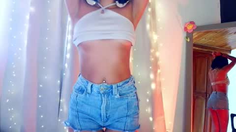 Emma web online show from March 2026 04:22:02 PM