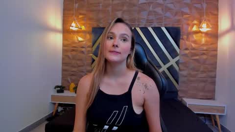 EMMA online show from November 2025 05:23:01 PM