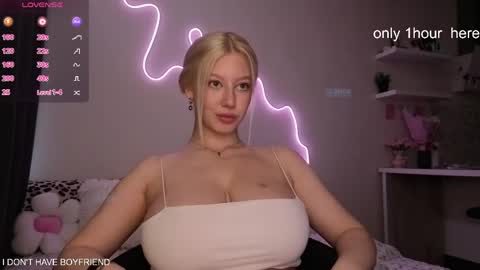 emmaandjake online show from May 2026 08:31:01 AM