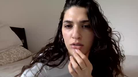 Snapshot of emmababy2322 chatting on January 2025 08:31:02 PM Emma online show from January 2025 08:31:02 PM