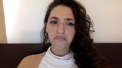 Snapshot of emmababy2322 chatting on January 2025 05:55:01 PM Emma online show from January 2025 05:55:01 PM