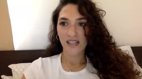 Snapshot of emmababy2322 chatting on January 2025 05:51:02 PM Emma online show from January 2025 05:51:02 PM