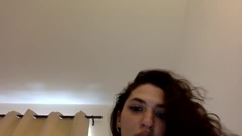 Snapshot of emmababy2322 chatting on January 2025 08:21:01 PM Emma online show from January 2025 08:21:01 PM