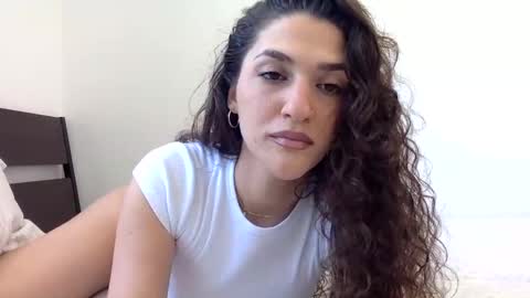 Snapshot of emmababy2322 chatting on February 2025 05:46:02 PM Emma online show from February 2025 05:46:02 PM