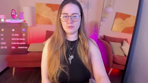 Snapshot of emmabloomm chatting on November 2025 08:57:01 PM Emma online show from November 2025 08:57:01 PM