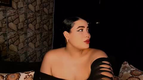 Snapshot of emmacamille2 chatting on March 2025 01:32:02 AM emmacamille2 online show from March 2025 01:32:02 AM