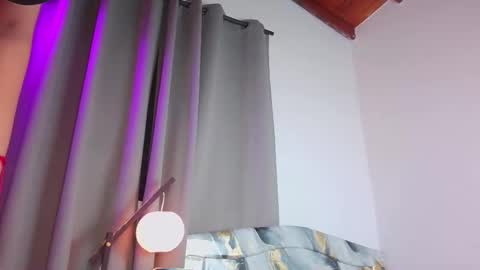 emmadembers online show from December 2025 09:21:02 PM