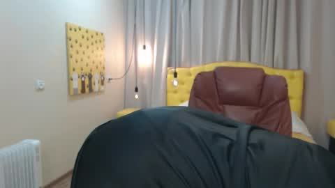 Snapshot of emmaellison924117 chatting on May 2026 06:40:01 AM emmaellison924117 online show from May 2026 06:40:01 AM