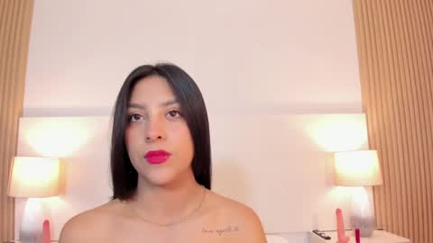 emmaespencer  online show from May 2026 11:27:01 AM