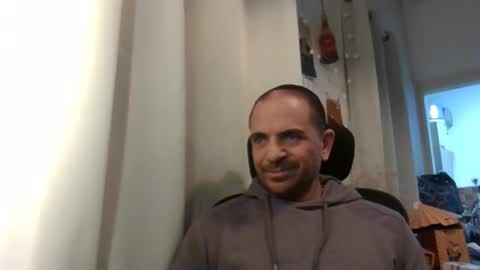 Ariel online show from March 2026 10:18:01 PM