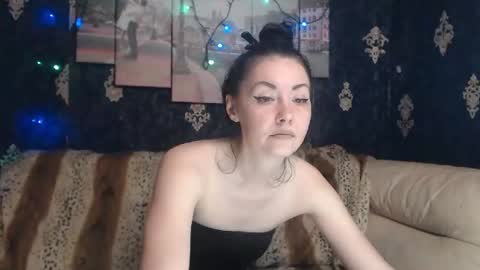 EmmaGoldX online show from February 2025 12:16:02 PM