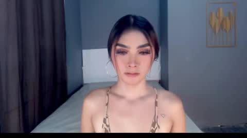 Snapshot of emmahardcockts chatting on June 2026 03:05:02 AM Emma online show from June 2026 03:05:02 AM