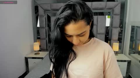 Snapshot of emmahill1 chatting on March 2026 11:05:02 AM EMMA HILL online show from March 2026 11:05:02 AM