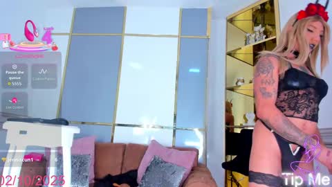 Emma online show from October 2025 01:40:02 PM