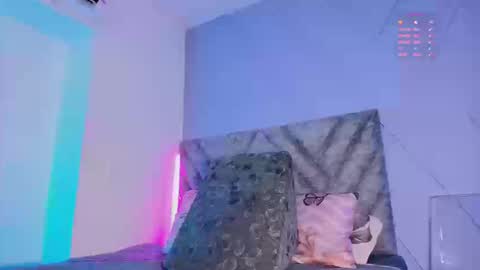  Emma  online show from September 2025 03:39:02 AM