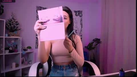 Emma online show from January 2025 02:47:01 AM