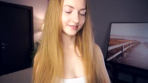 Emma day  Wendy night online show from October 2025 09:09:02 PM