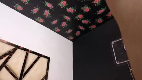 Emma online show from February 2025 01:32:02 PM