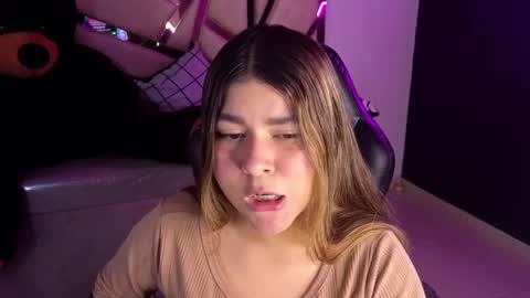 Emma online show from February 2025 04:48:02 PM