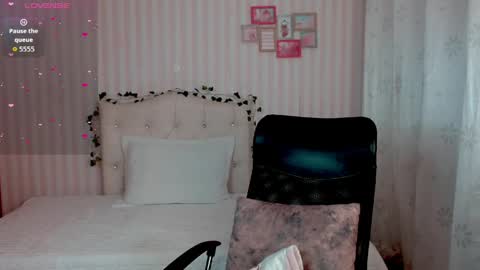Emmas Room online show from March 2026 12:03:01 AM
