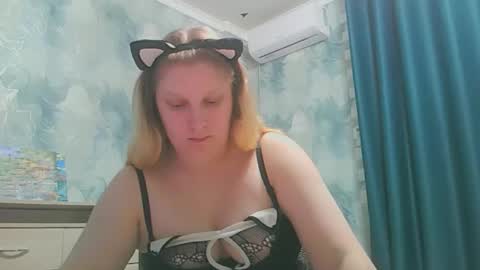 Snapshot of emmamelody944534 chatting on September 2025 06:35:01 PM emmamelody online show from September 2025 06:35:01 PM