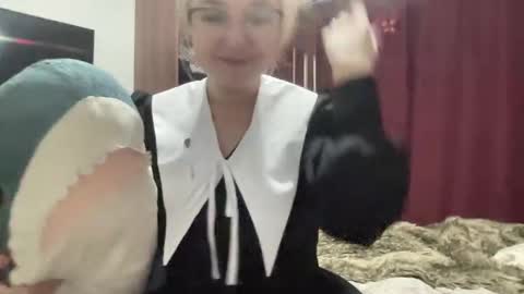 emmanoir_ online show from March 2025 05:39:02 PM