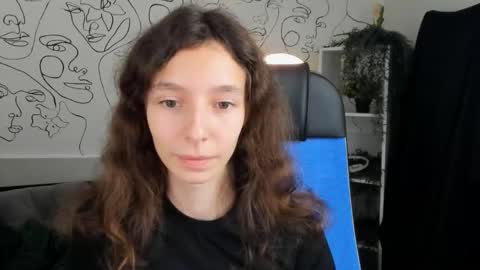 Snapshot of emmanuellbrown chatting on October 2025 01:25:02 PM emmanuellbrown online show from October 2025 01:25:02 PM