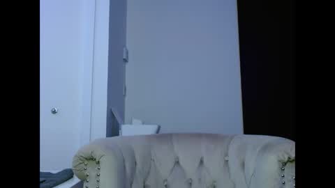 Snapshot of emmarosebvip chatting on February 2026 11:37:01 PM Emma Rose B. online show from February 2026 11:37:01 PM