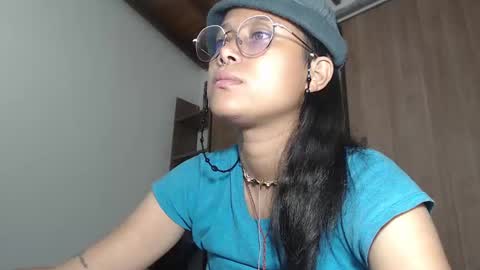 emmasweet95 online show from February 2025 08:38:02 PM