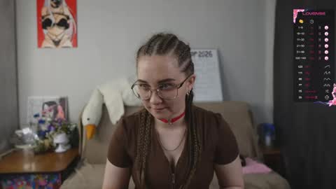 Snapshot of emmatiny chatting on May 2026 06:02:02 PM Mia online show from May 2026 06:02:02 PM