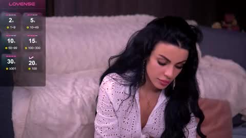 Snapshot of emmavayne chatting on December 2025 08:04:02 PM Emma online show from December 2025 08:04:02 PM