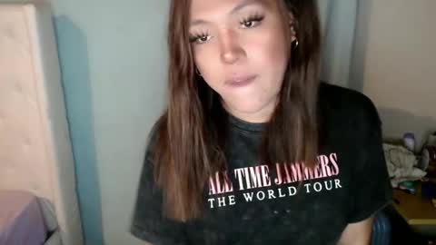 YourDreamGirl Emma  online show from November 2025 03:50:02 AM