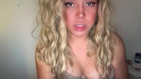 YourDreamGirl Emma  online show from February 2026 12:23:02 PM