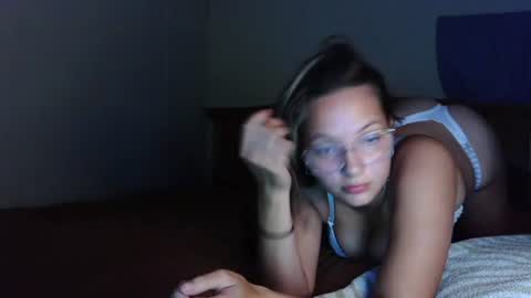 emme2552 online show from July 2026 12:28:01 AM
