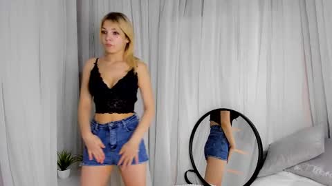 Sonya online show from December 2024 01:58:01 AM