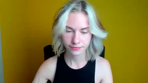 Emmi online show from October 2025 05:32:02 PM