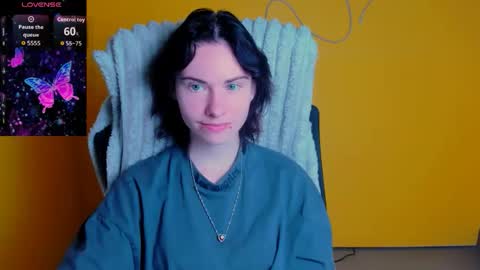 Emmi online show from May 2026 05:38:02 AM