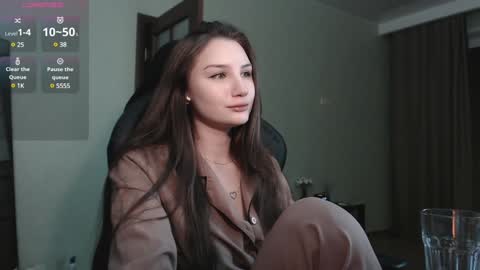 Snapshot of emmiclo chatting on February 2025 08:38:02 PM Emily online show from February 2025 08:38:02 PM