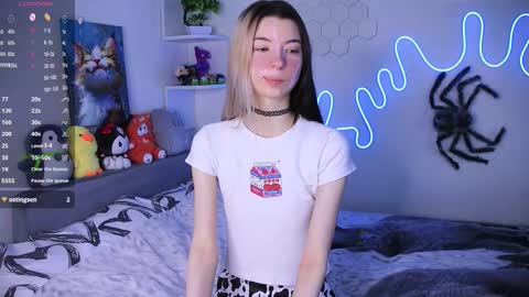 emmie_everly online show from February 2026 11:35:02 AM