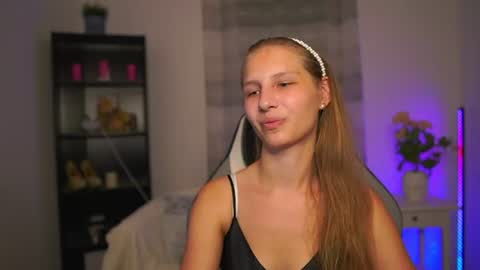 Emmie online show from June 2026 06:56:01 PM