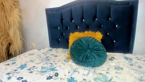 Snapshot of emmiejones_ chatting on October 2025 08:17:02 PM Emmi online show from October 2025 08:17:02 PM