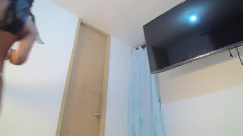 emmily online show from January 2025 11:35:01 PM