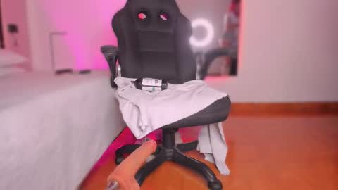    online show from November 2025 11:57:02 AM