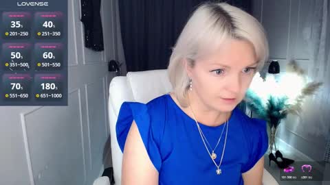 emmmam online show from November 2025 10:12:01 PM